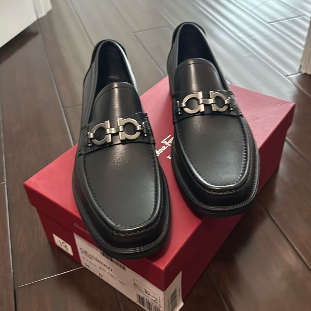 NWT Salvatore Ferragamo men’s size 11.5
